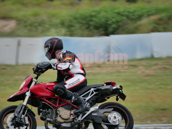 Queensland Raceway 21-11-21 QR Moto Ride Day -