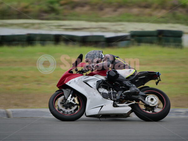 Queensland Raceway 21-11-21 QR Moto Ride Day -