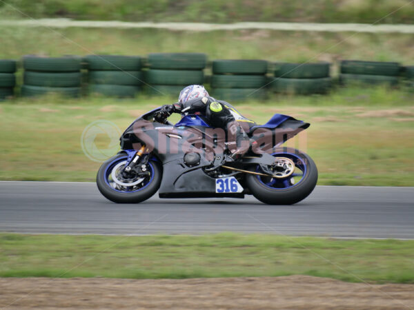 Queensland Raceway 21-11-21 QR Moto Ride Day -