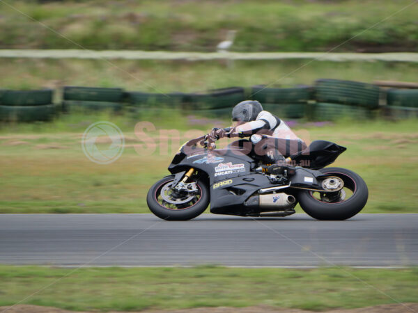 Queensland Raceway 21-11-21 QR Moto Ride Day -