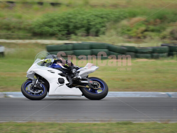 Queensland Raceway 21-11-21 QR Moto Ride Day -