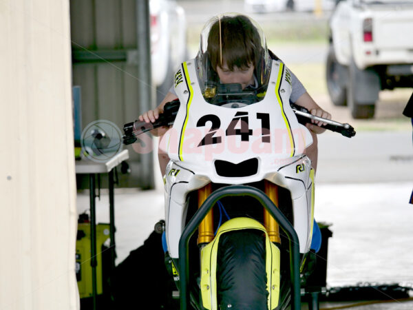 Queensland Raceway 21-11-21 QR Moto Ride Day -