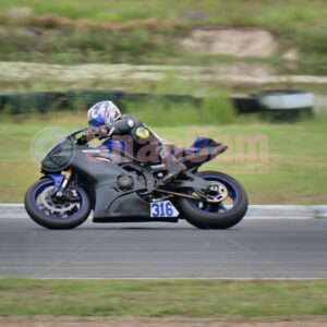 Queensland Raceway 21-11-21 QR Moto Ride Day -